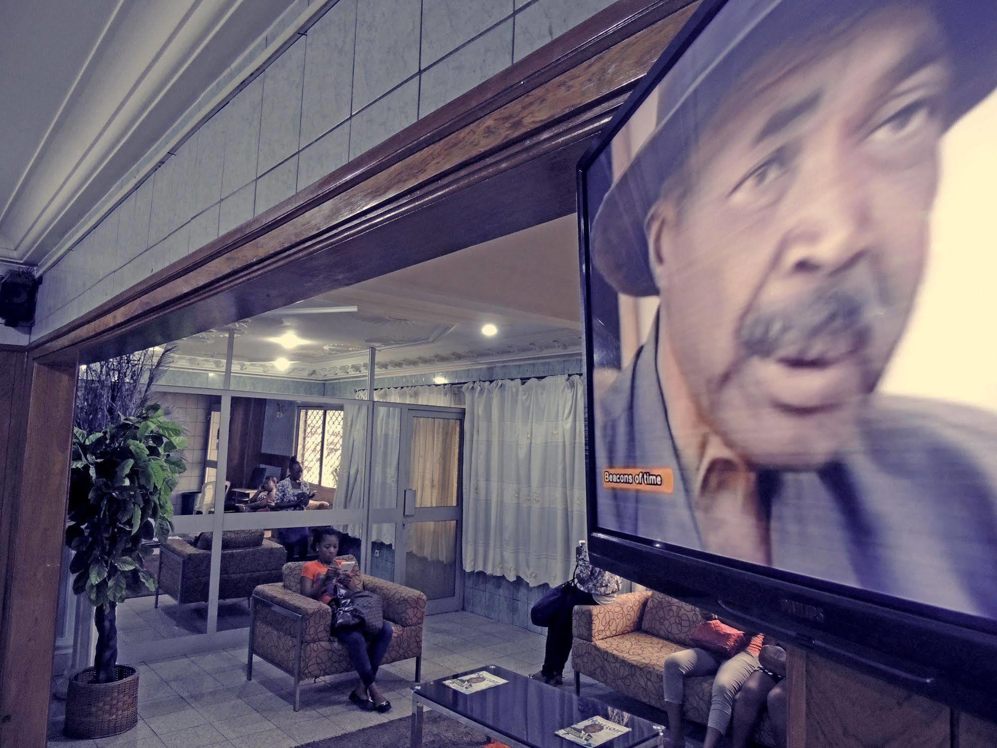 Saffana Hotel Дуала Экстерьер фото
